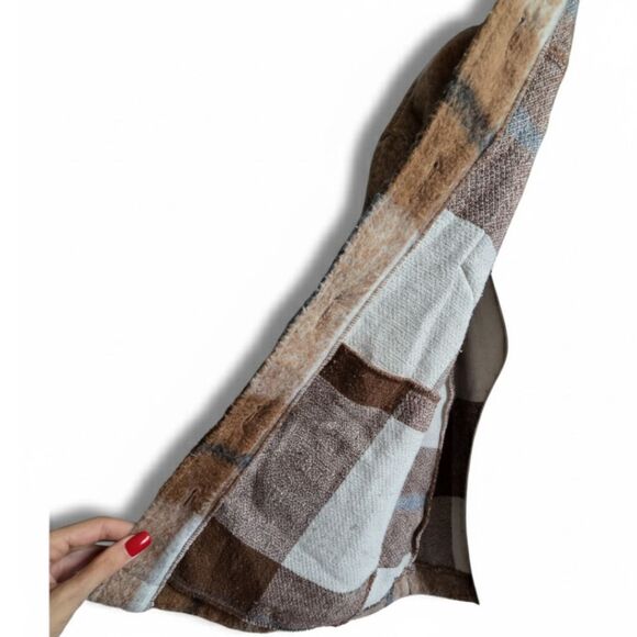 Avec Les Filles L Plaid Shacket Oversized Flannel Shirt Jacket Beige White Cozy - Picture 6 of 11